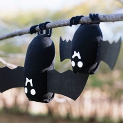 halloween hanging bats