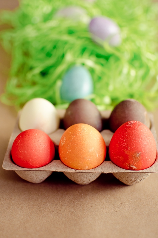 how to have an easter egg dying party-7
