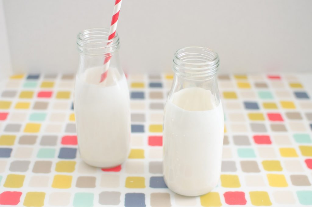 how to make a milk bottle blog prop -15