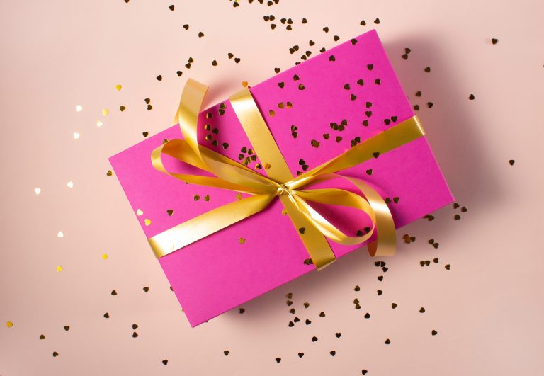 Subscription Boxes Gift Ideas: The Gift That Keeps on Giving