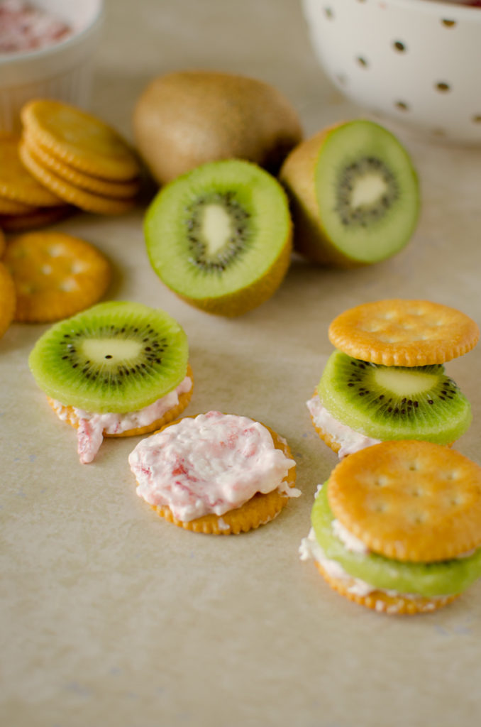 Strawberry Cream Cheese & Kiwi RITZwich-4