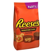 REESE'S Chocolate Peanut Butter Cup Candy, Miniatures, 35.6 oz Bulk Bag